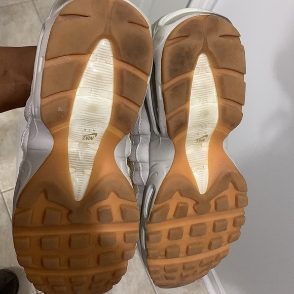 Nike air max 95 gold and cream - Picture 8 of 8